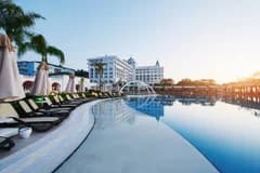 Blue Wave Beach Resort